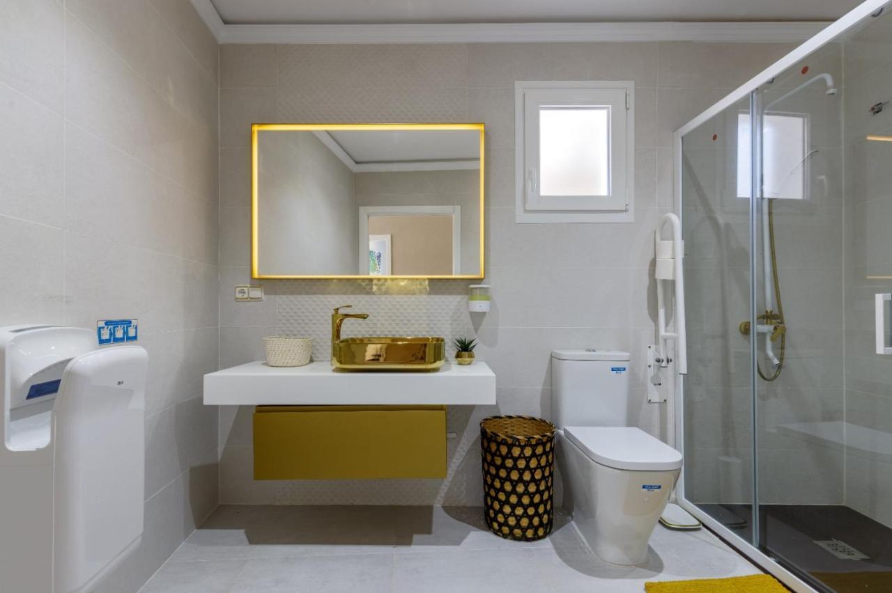 Apartamento Con Sol De Paz Torremolinos Bagian luar foto